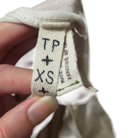 TP short sleeve black and white top, size xs - Picture 4 of 6